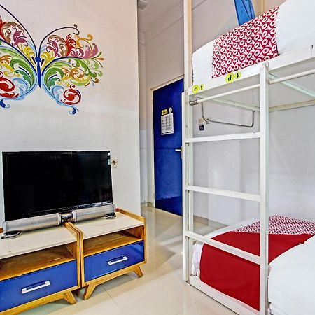 Oase Hostel Yogyakarta Exterior foto