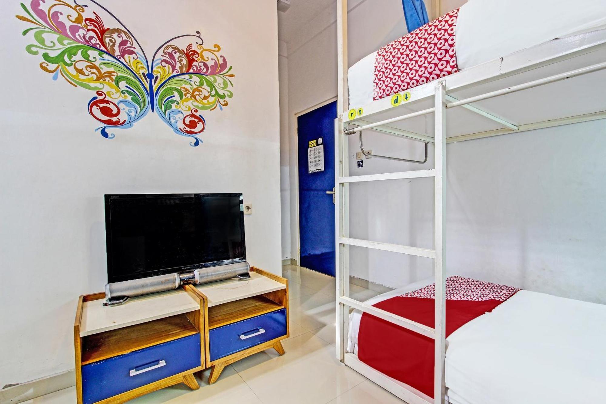 Oase Hostel Yogyakarta Exterior foto