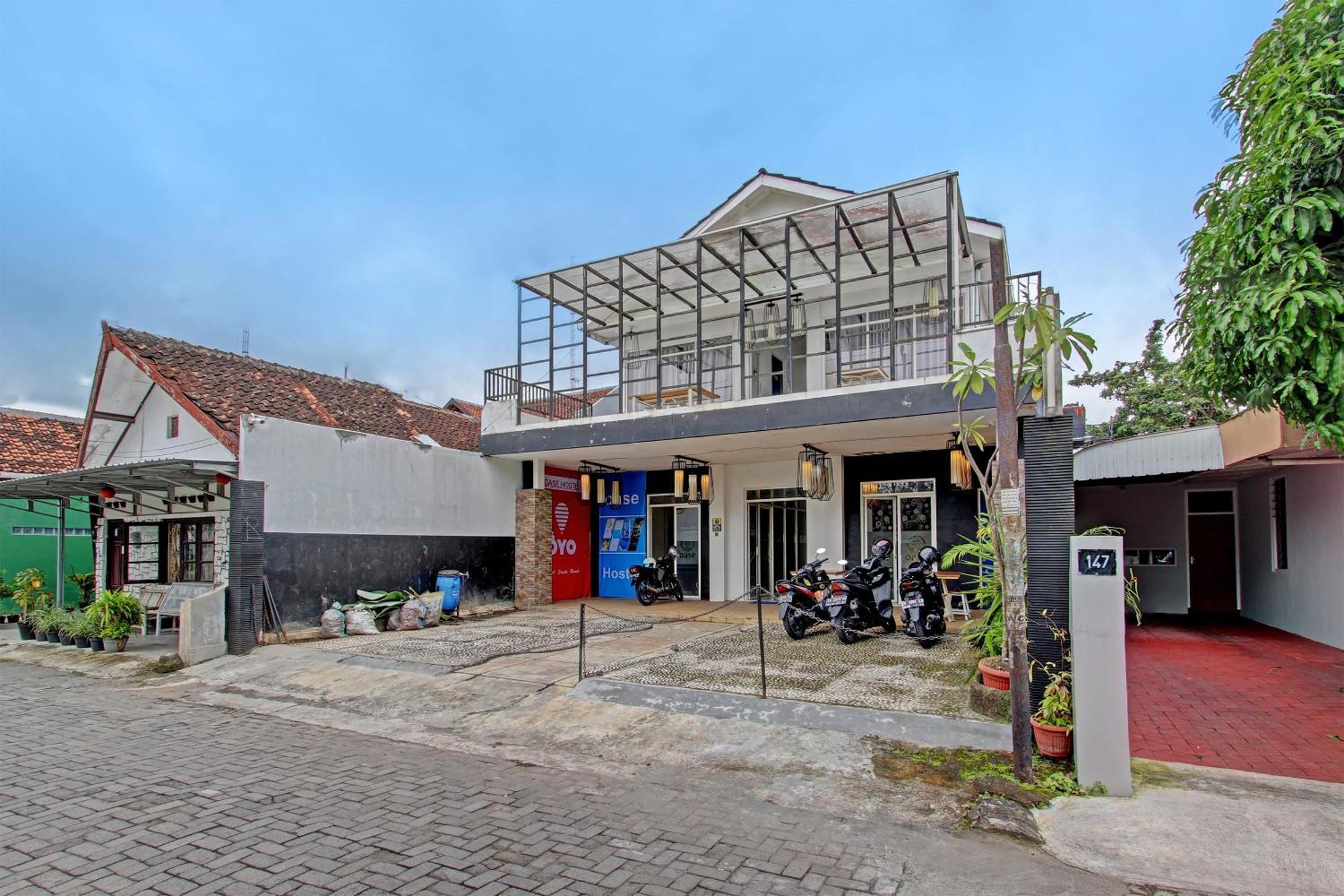 Oase Hostel Yogyakarta Exterior foto