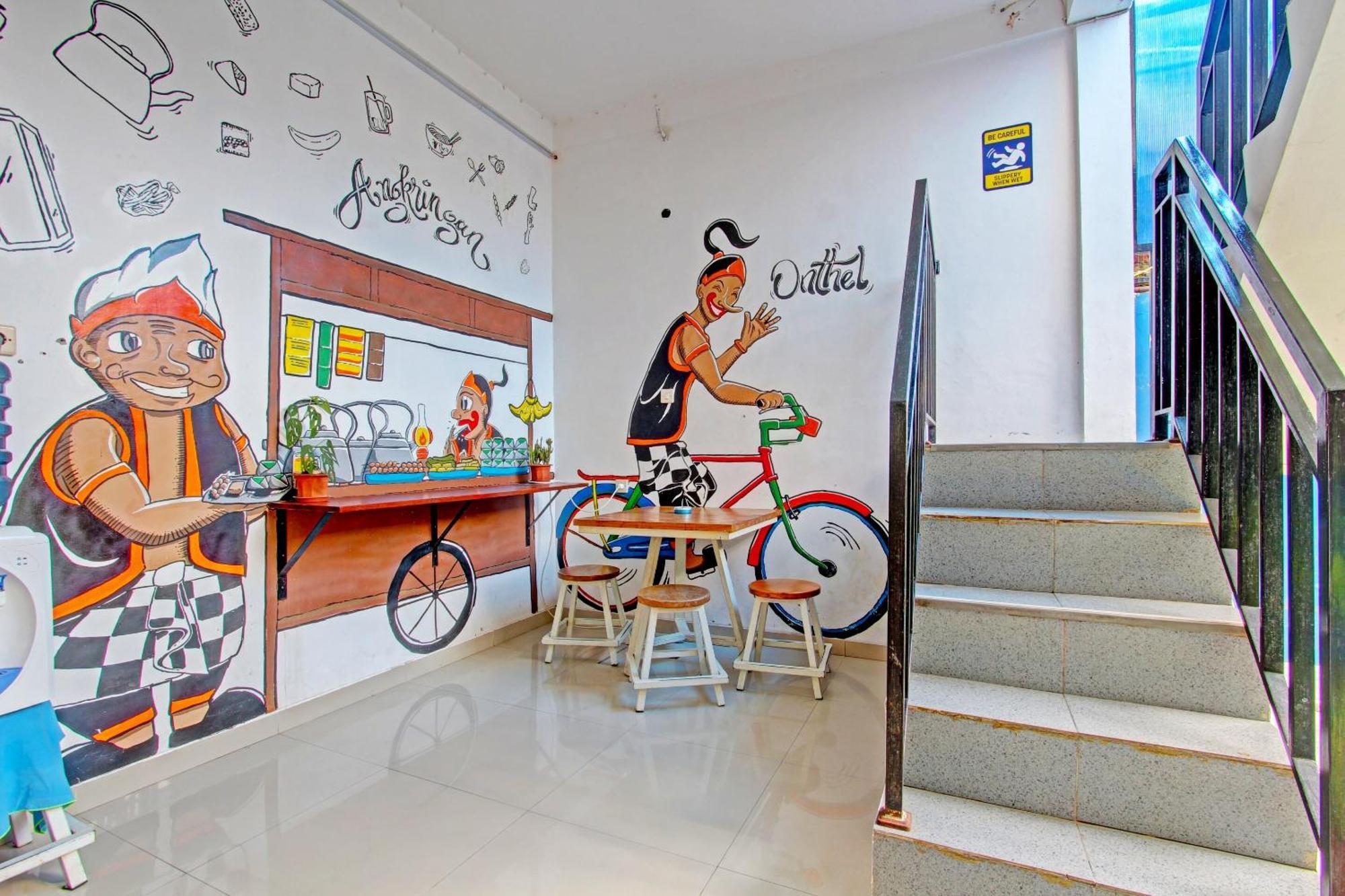 Oase Hostel Yogyakarta Exterior foto