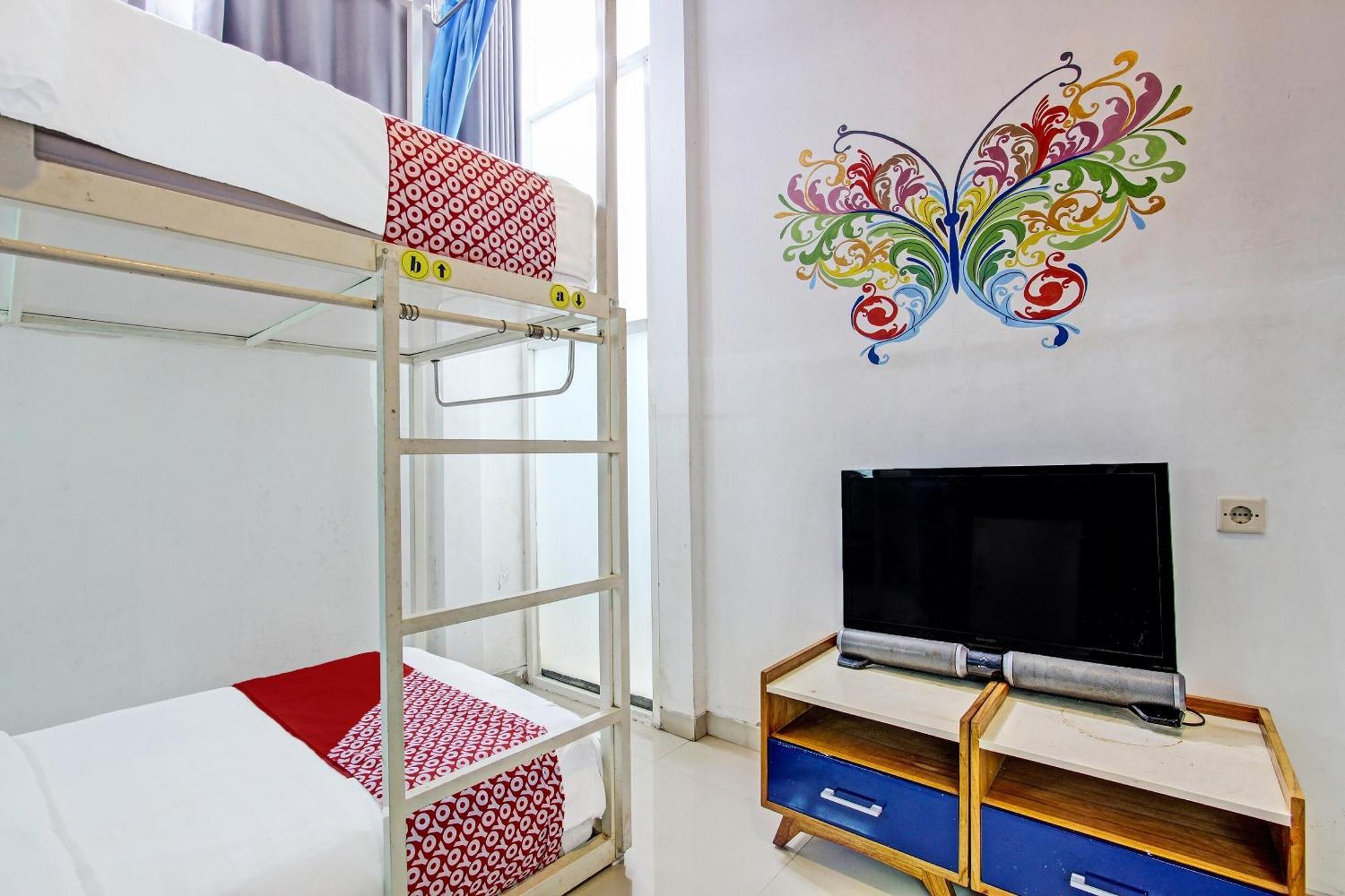 Oase Hostel Yogyakarta Exterior foto