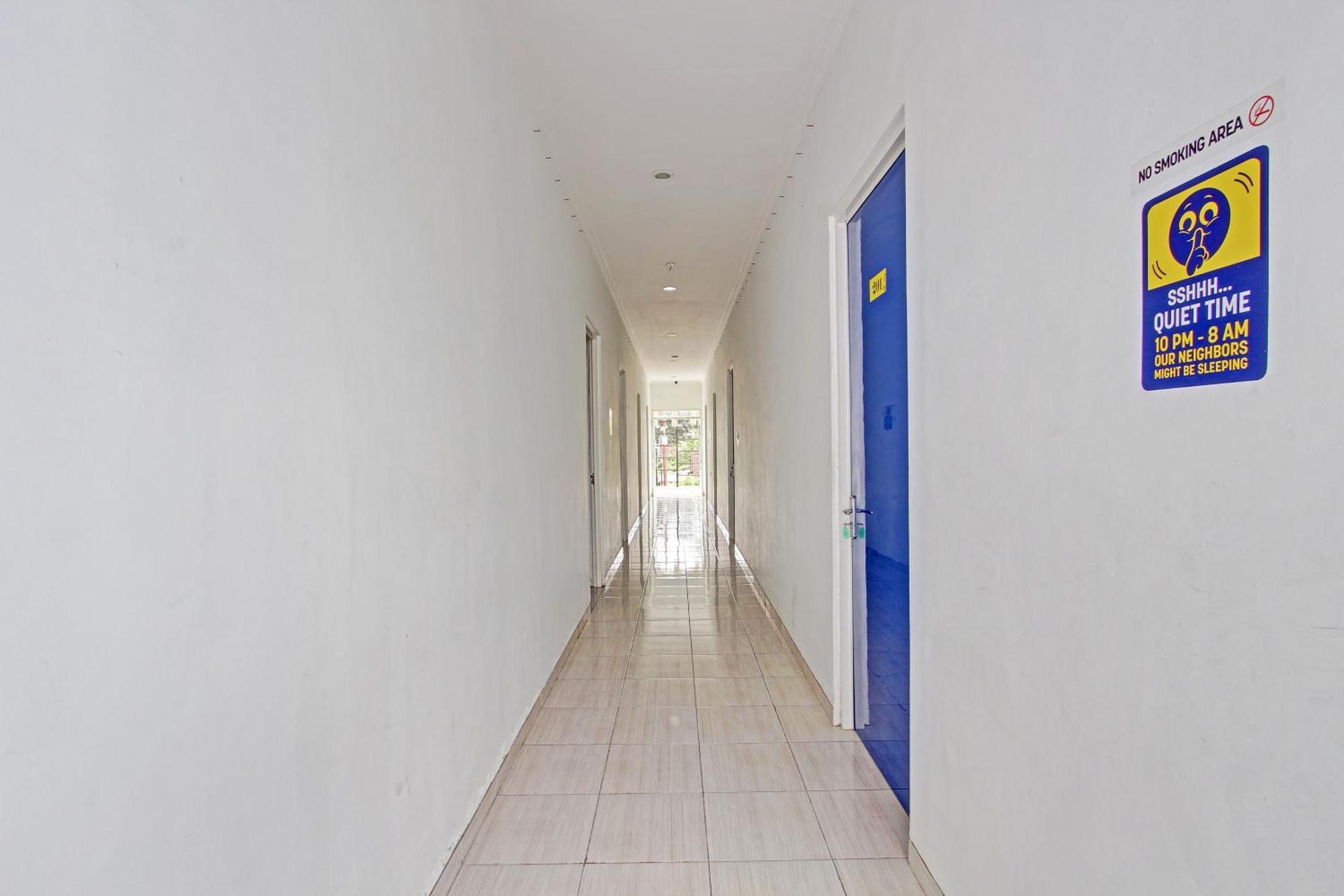Oase Hostel Yogyakarta Exterior foto